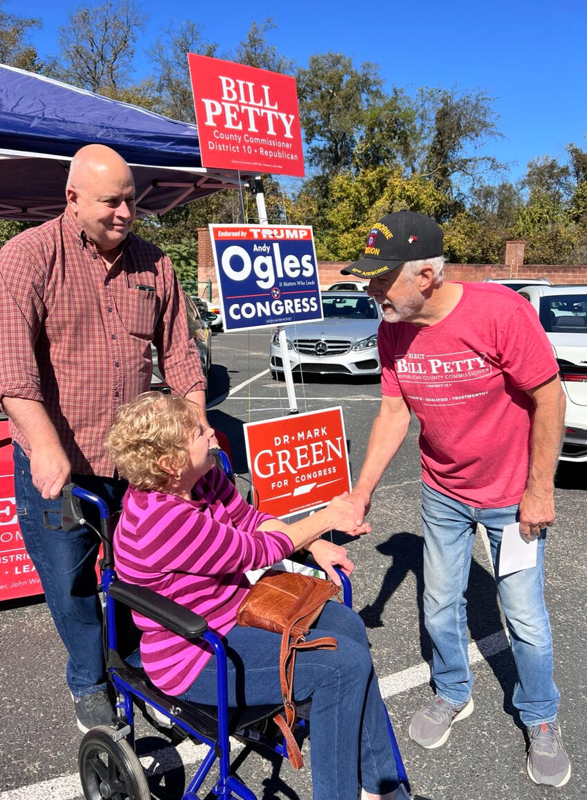 Bill meets future constituents.